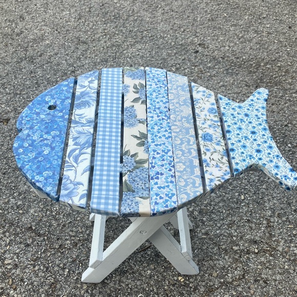 Accents | Adorable Handmade Hues Of Blue Fish Accent Table | Poshmark